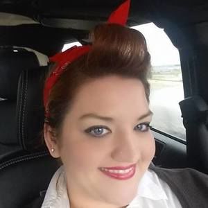 Meet your Posher, Alicia